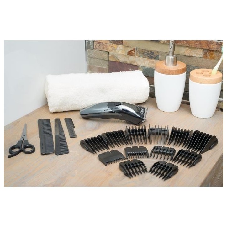 Tondeuse a cheveux et barbe - WAHL - HAIRCUT & BEARD - 3,5 W - 10 sabots - Autonomie : 40 min - Noir Tondeuse a cheveux et barbe - WAHL - HAIRCUT & BEARD - 3,5 W - 10 sabots - Autonomie : 40 min - Noir