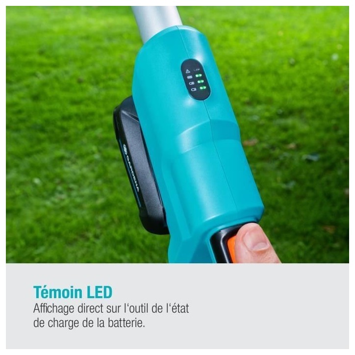 Taille-haies sur perche a batterie GARDENA - THS42/18V P4A - 18V - 42 cm - Hauteur max : 3 m (Livré avec batterie + chargeur) Taille-haies sur perche a batterie GARDENA - THS42/18V P4A - 18V - 42 cm - Hauteur max : 3 m (Livré avec batterie + chargeur)