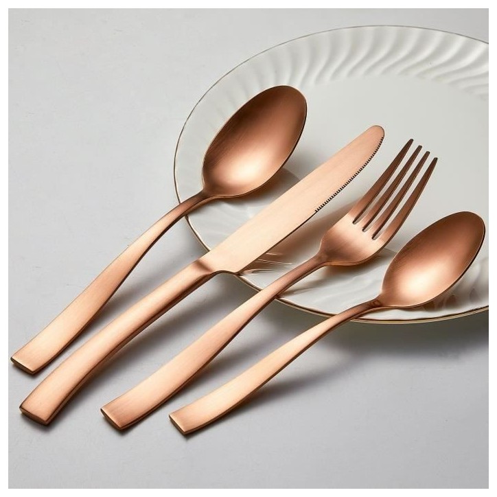 Ménageres - ARTHUR MARTIN - AM0056 - 24 pieces - Acier inoxydable - Finition cuivre Ménageres - ARTHUR MARTIN - AM0056 - 24 pieces - Acier inoxydable - Finition cuivre