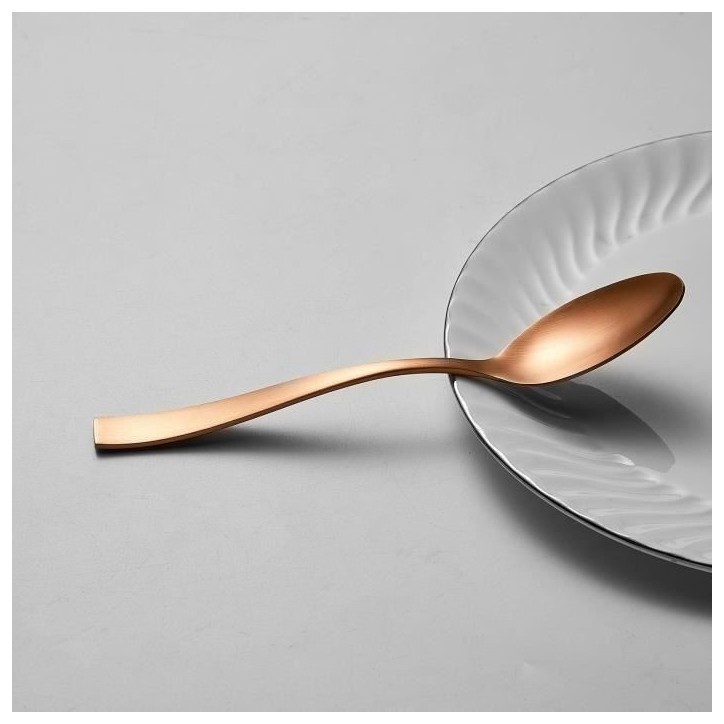 Ménageres - ARTHUR MARTIN - AM0056 - 24 pieces - Acier inoxydable - Finition cuivre Ménageres - ARTHUR MARTIN - AM0056 - 24 pieces - Acier inoxydable - Finition cuivre