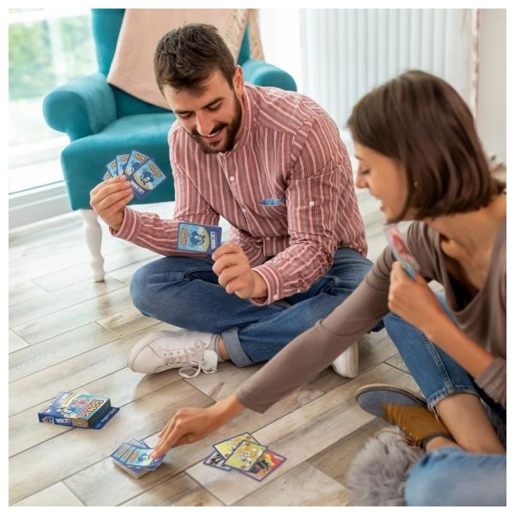 Whot! Sonic the Hedgehog - Jeu de cartes - WINNING MOVES - Jeu de cartes aux couleurs de Sonic pour toute la famille. Whot! Sonic the Hedgehog - Jeu de cartes - WINNING MOVES - Jeu de cartes aux couleurs de Sonic pour toute la famille.