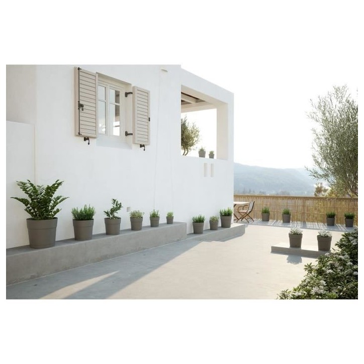ARTEVASI Pot de fleurs rond CAPRI LARGE - Plastique - Réservoir d'eau - diametre 50 cm - Blanc - 49,5 x 49,5 x 47,2 cm ARTEVASI Pot de fleurs rond CAPRI LARGE - Plastique - Réservoir d'eau - diametre 50 cm - Blanc - 49,5 x 49,5 x 47,2 cm
