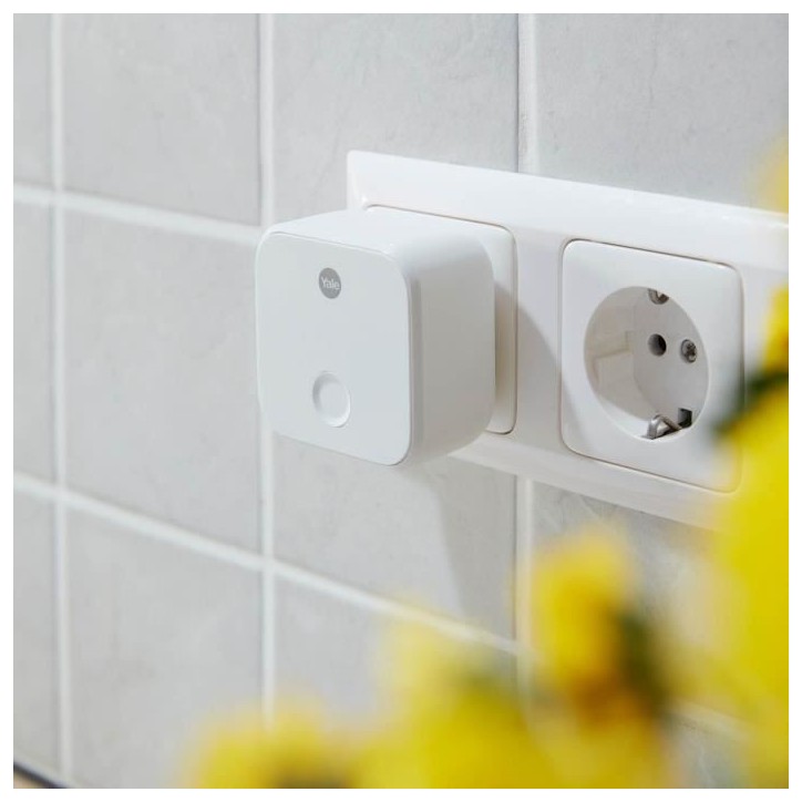 Pont WiFi pour acces a distance - YALE Connect Wi-Fi Bridge - 05/401C00/WH - Fonctionnalité Assitant Vocal - Prise 2 broches Pont WiFi pour acces a distance - YALE Connect Wi-Fi Bridge - 05/401C00/WH - Fonctionnalité Assitant Vocal - Prise 2 broches