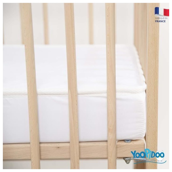 Yoopidoo - Matelas Bébé Climatisé - 60x120 cm - 1 face Été fraîche / 1 face Hiver ouatinée - Sans Traitement chimique Yoopidoo - Matelas Bébé Climatisé - 60x120 cm - 1 face Été fraîche / 1 face Hiver ouatinée - Sans Traitement chimique