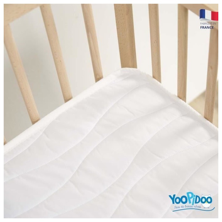 Yoopidoo - Matelas Bébé Climatisé - 60x120 cm - 1 face Été fraîche / 1 face Hiver ouatinée - Sans Traitement chimique Yoopidoo - Matelas Bébé Climatisé - 60x120 cm - 1 face Été fraîche / 1 face Hiver ouatinée - Sans Traitement chimique