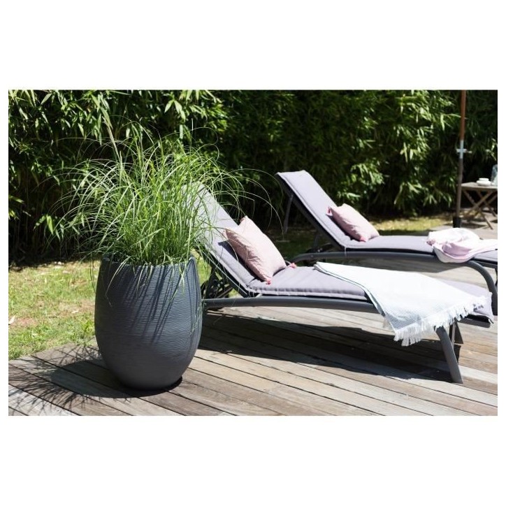 Pot de fleurs Rond Egg Ø 50cm - EDA - Graphit - 53 L - Ø 50 x H. 53 cm - Gris Anthracite Pot de fleurs Rond Egg Ø 50cm - EDA - Graphit - 53 L - Ø 50 x H. 53 cm - Gris Anthracite