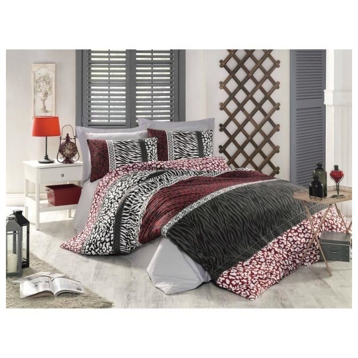 Parure de lit - 1 housse de couette 220 x 240 cm + 2 taies d'oreiller 60 x 60 cm - 100% coton renforcé - Rouge Parure de lit - 1 housse de couette 220 x 240 cm + 2 taies d'oreiller 60 x 60 cm - 100% coton renforcé - Rouge