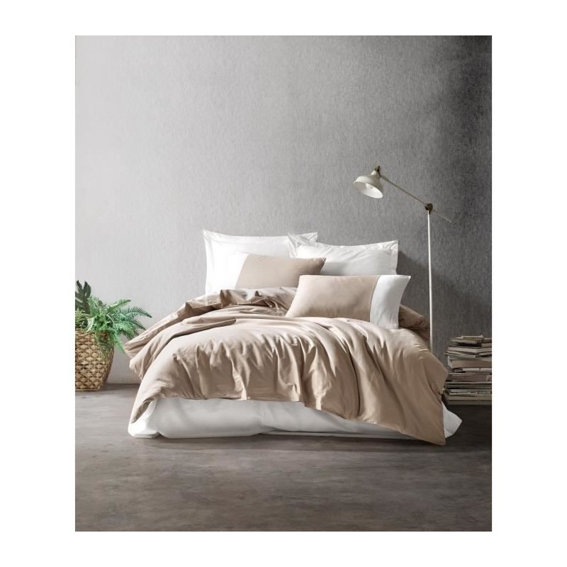 Parure de lit - 1 housse de couette 220 x 240 cm + 2 taies d'oreiller Parure de lit - 1 housse de couette 220 x 240 cm + 2 taies d'oreiller