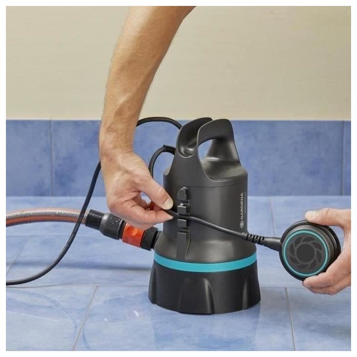 Pompe d'évacuation pour eaux claires 9000 - GARDENA - 9030-20 - 300W - Démarrage/arret automatiques Pompe d'évacuation pour eaux claires 9000 - GARDENA - 9030-20 - 300W - Démarrage/arret automatiques