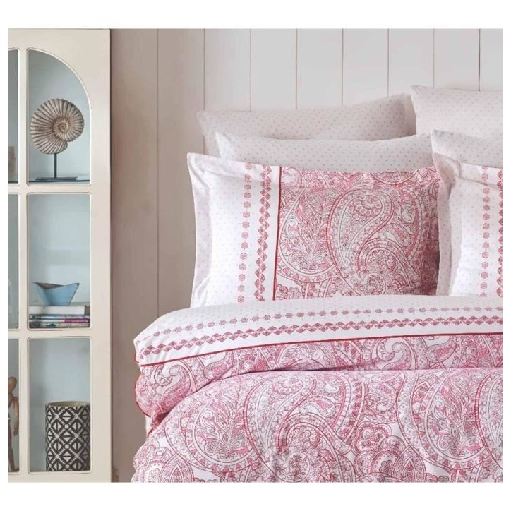 Parure de lit - 1 housse de couette 220 x 240 cm + 2 taies d'oreiller 60 x 60 cm - 100% coton renforcé - Rose Parure de lit - 1 housse de couette 220 x 240 cm + 2 taies d'oreiller 60 x 60 cm - 100% coton renforcé - Rose