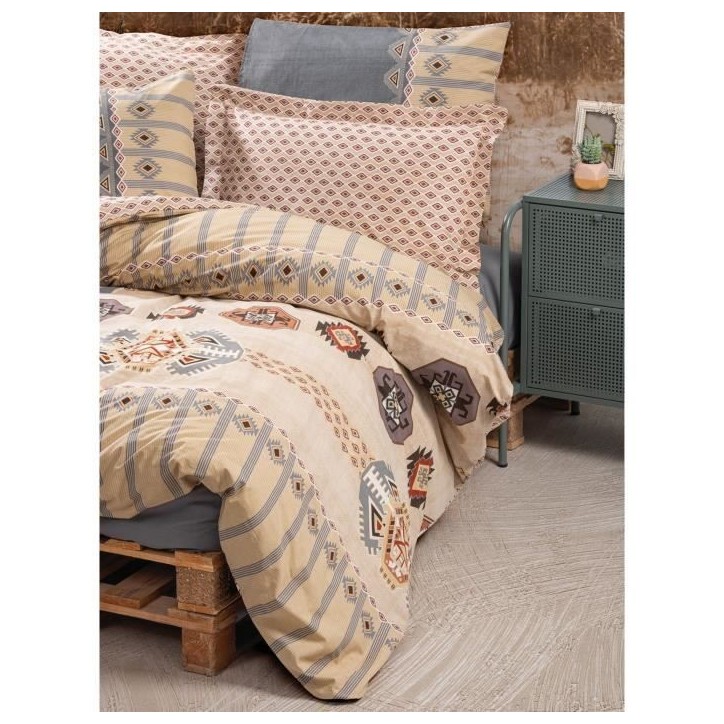 Parure de lit - 1 housse de couette 220 x 240 cm + 2 taies d'oreiller 60 x 60 cm - 100% coton renforcé - Beige Parure de lit - 1 housse de couette 220 x 240 cm + 2 taies d'oreiller 60 x 60 cm - 100% coton renforcé - Beige