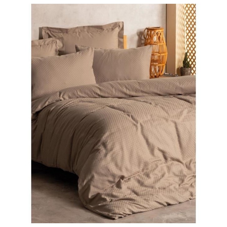 Parure de lit - 1 housse de couette 220 x 240 cm + 2 taies d'oreiller 60 x 60 cm - 100% coton renforcé - Vison Parure de lit - 1 housse de couette 220 x 240 cm + 2 taies d'oreiller 60 x 60 cm - 100% coton renforcé - Vison