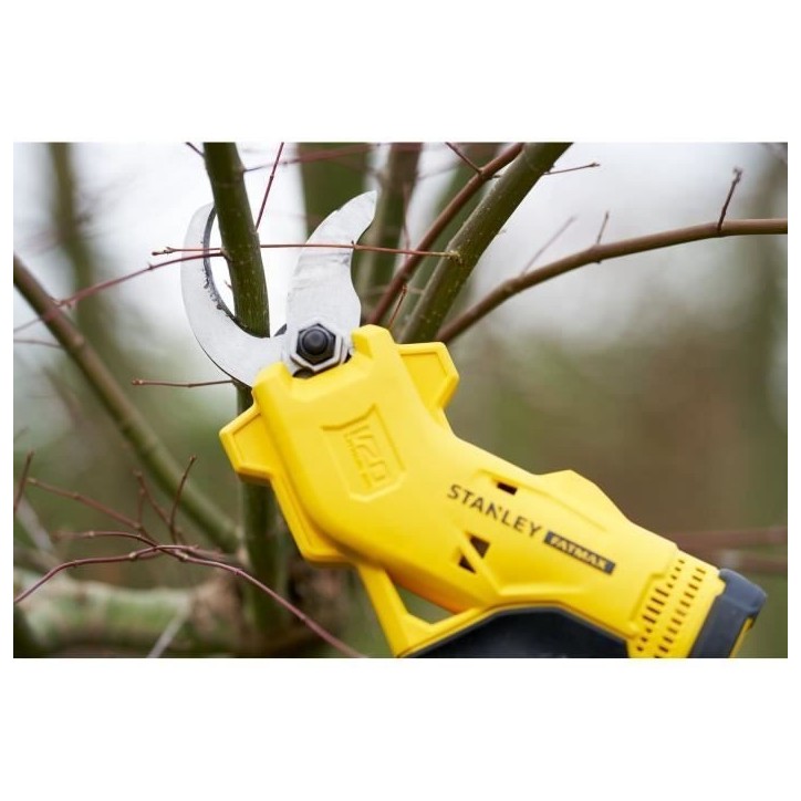 Sécateur électrique sans fil - Stanley Fatmax - SFMCPP32B-XJ - 18V - coupe 32mm - Sans batterie Sécateur électrique sans fil - Stanley Fatmax - SFMCPP32B-XJ - 18V - coupe 32mm - Sans batterie