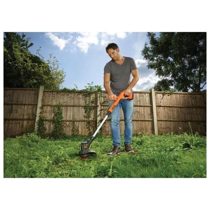 Coupe-bordures électrique sans fil + batterie 2Ah + chargeur - BLACK&DECKER - ST182320-QW - 18V - 25cm Coupe-bordures électrique sans fil + batterie 2Ah + chargeur - BLACK&DECKER - ST182320-QW - 18V - 25cm