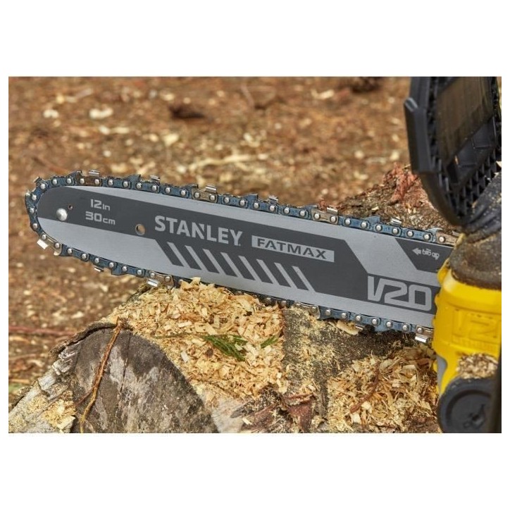 Tronçonneuse éléctrique sans fil + batterie 4Ah + chargeur - Stanley Fatmax - SFMCCS630M1-QW - 18V - 30cm Tronçonneuse éléctrique sans fil + batterie 4Ah + chargeur - Stanley Fatmax - SFMCCS630M1-QW - 18V - 30cm
