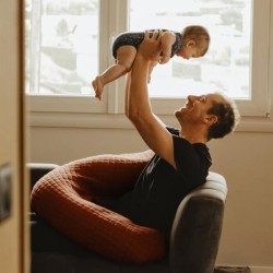 BÉABA - Big Flopsy™ - Coussin de grossesse et d'allaitement - Fleur