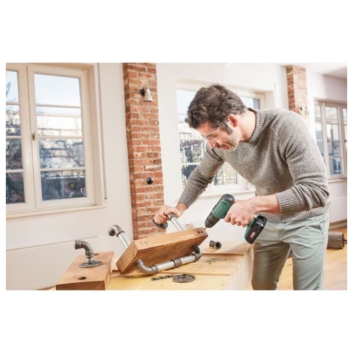 Perceuse Visseuse UniversalImpact 18V (1x1,5 Ah) + AL 1810 CV Perceuse Visseuse UniversalImpact 18V (1x1,5 Ah) + AL 1810 CV