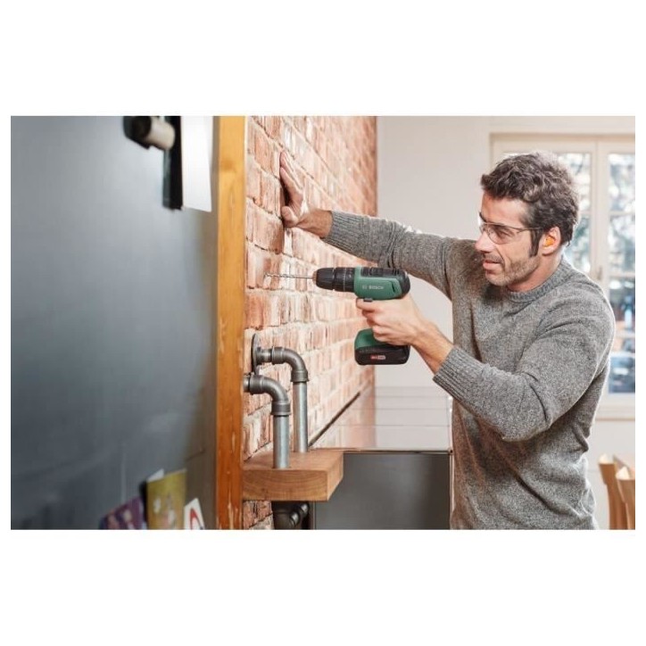 Perceuse Visseuse UniversalImpact 18V (1x1,5 Ah) + AL 1810 CV Perceuse Visseuse UniversalImpact 18V (1x1,5 Ah) + AL 1810 CV