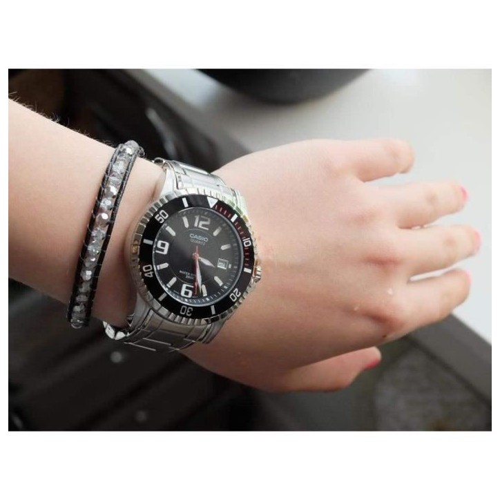 Montre - CASIO - BASIC - Acier inoxydable - Quartz - Étanchéité 20 Atm Montre - CASIO - BASIC - Acier inoxydable - Quartz - Étanchéité 20 Atm