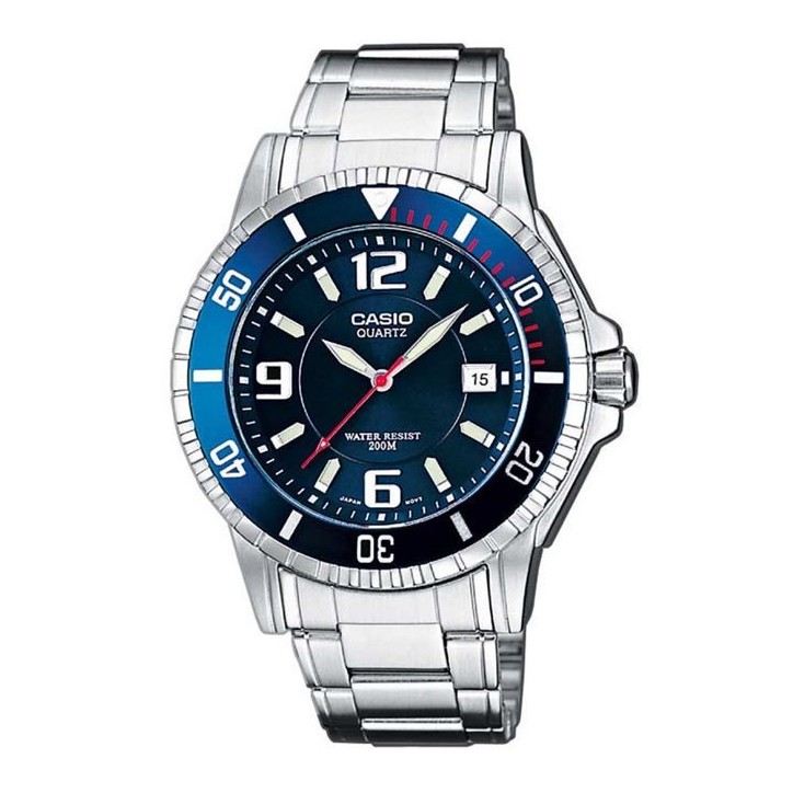 Montre en acier inoxydable CASIO BASIC Gris