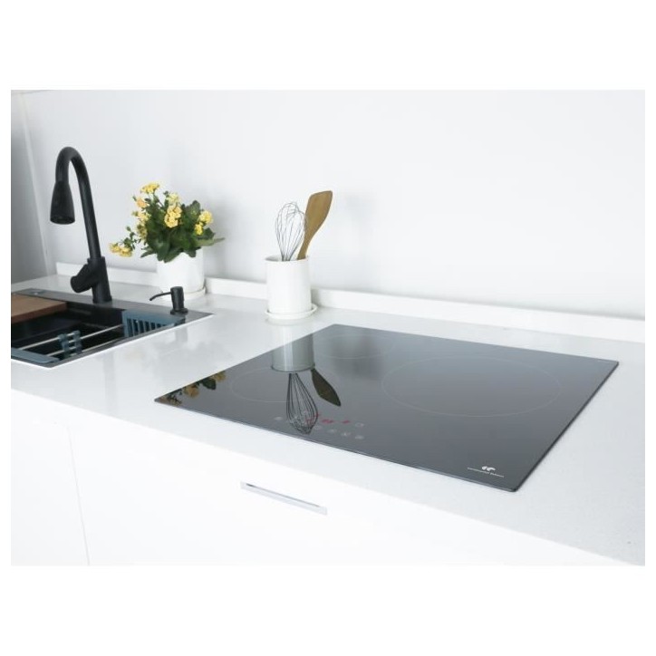 CONTINENTAL EDISON Table induction CETI3B28 3 zones, 6600W - 3 boosters - 3 minuteurs - noir