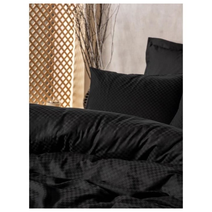 Parure de lit - 1 housse de couette 220 x 240 cm + 2 taies d'oreiller 60 x 60 cm - 100% coton renforcé - Noir Parure de lit - 1 housse de couette 220 x 240 cm + 2 taies d'oreiller 60 x 60 cm - 100% coton renforcé - Noir