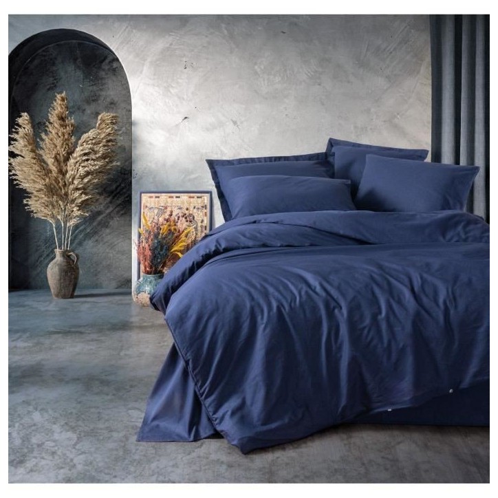 Parure de lit - 1 housse de couette 220 x 240 cm + 2 taies d'oreiller 60 x 60 cm - 100% coton renforcé - Bleu Parure de lit - 1 housse de couette 220 x 240 cm + 2 taies d'oreiller 60 x 60 cm - 100% coton renforcé - Bleu