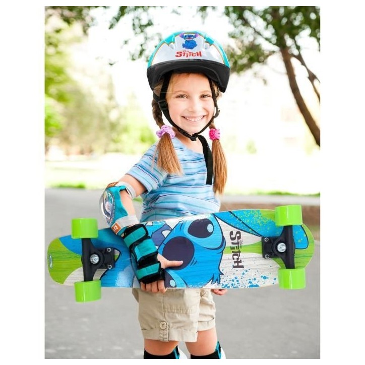 Set avec Casque et protections avec coudieres et genouilleres - DISNEY - STITCH