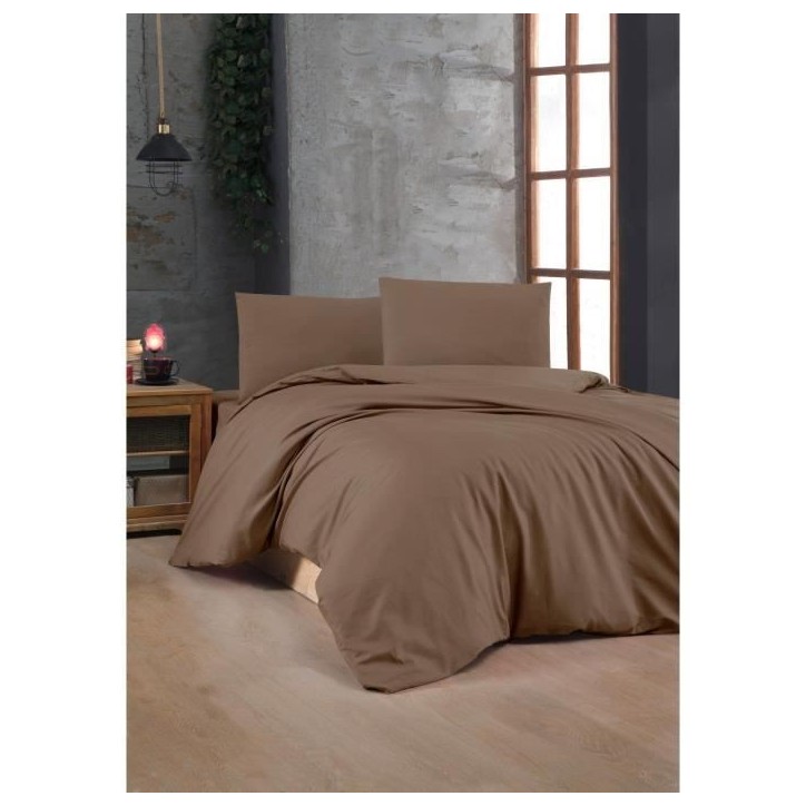 Parure de lit - 1 housse de couette 220 x 240 cm + 2 taies d'oreiller 60 x 60 cm - 100% coton renforcé - Brun Parure de lit - 1 housse de couette 220 x 240 cm + 2 taies d'oreiller 60 x 60 cm - 100% coton renforcé - Brun
