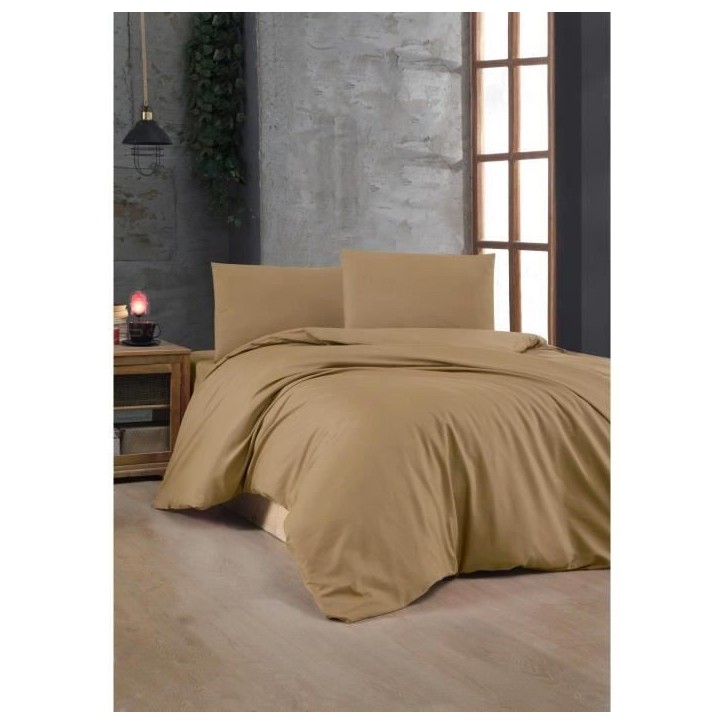 Parure de lit - 1 housse de couette 220 x 240 cm + 2 taies d'oreiller 60 x 60 cm - 100% coton renforcé - Marron Parure de lit - 1 housse de couette 220 x 240 cm + 2 taies d'oreiller 60 x 60 cm - 100% coton renforcé - Marron