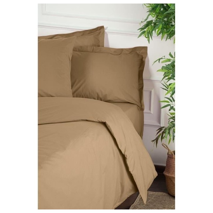 Parure de lit - 1 housse de couette 220 x 240 cm + 2 taies d'oreiller 60 x 60 cm - 100% coton renforcé - Marron Parure de lit - 1 housse de couette 220 x 240 cm + 2 taies d'oreiller 60 x 60 cm - 100% coton renforcé - Marron