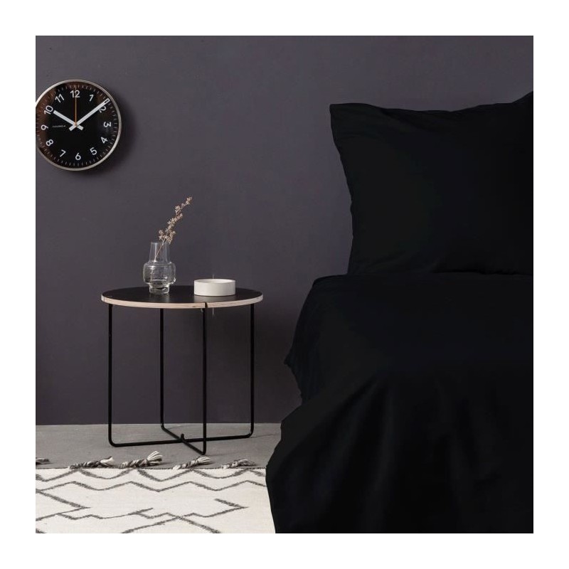 Parure de lit - 1 housse de couette 220 x 240 cm + 2 taies d'oreiller Parure de lit - 1 housse de couette 220 x 240 cm + 2 taies d'oreiller