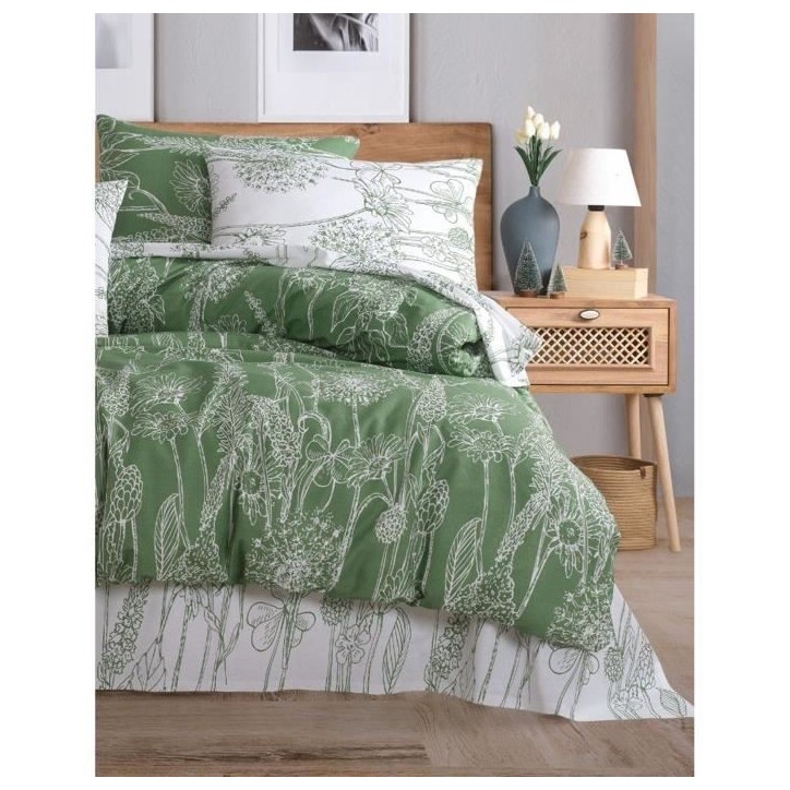 Parure de lit - 1 housse de couette 220 x 240 cm + 2 taies d'oreiller 60 x 60 cm - 100% coton renforcé - Vert Parure de lit - 1 housse de couette 220 x 240 cm + 2 taies d'oreiller 60 x 60 cm - 100% coton renforcé - Vert