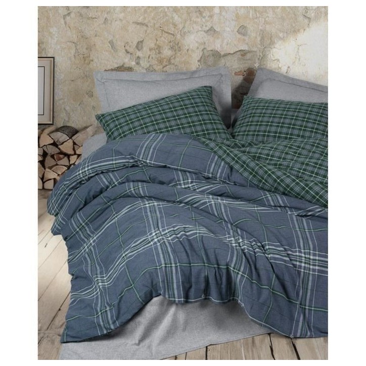 Parure de lit - 1 housse de couette 220 x 240 cm + 2 taies d'oreiller 60 x 60 cm - 50% coton, 50% polyester - Bleu Parure de lit - 1 housse de couette 220 x 240 cm + 2 taies d'oreiller 60 x 60 cm - 50% coton, 50% polyester - Bleu