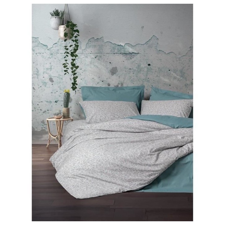 Parure de lit - 1 housse de couette 220 x 240 cm + 2 taies d'oreiller 60 x 60 cm - 100% coton renforcé - Menthe Parure de lit - 1 housse de couette 220 x 240 cm + 2 taies d'oreiller 60 x 60 cm - 100% coton renforcé - Menthe