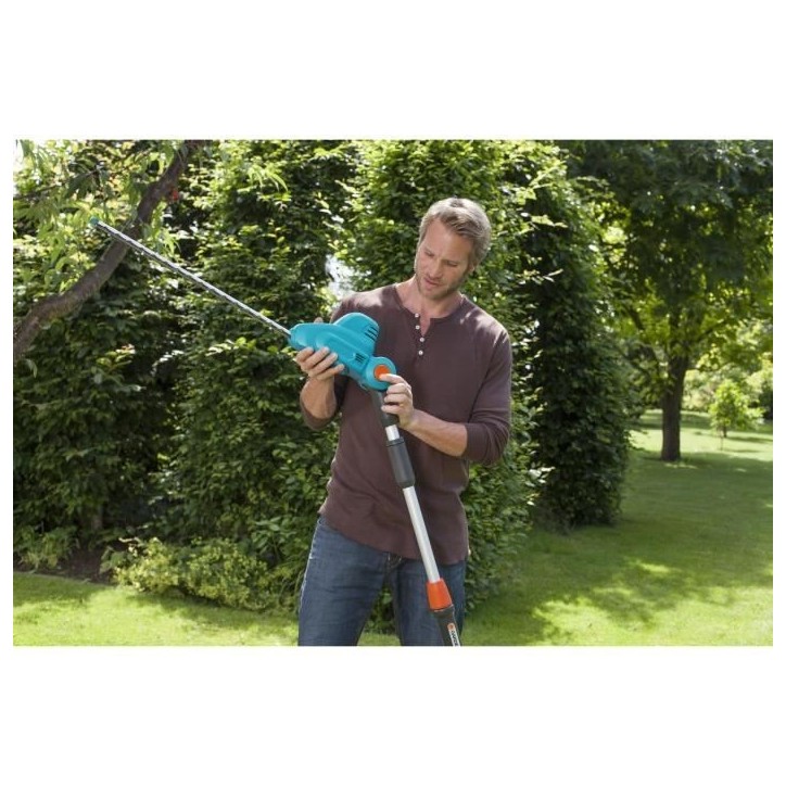 Taille-haies télescopique électrique GARDENA - THS 500/48 - 500W - 48 cm - Tete inclinable Taille-haies télescopique électrique GARDENA - THS 500/48 - 500W - 48 cm - Tete inclinable