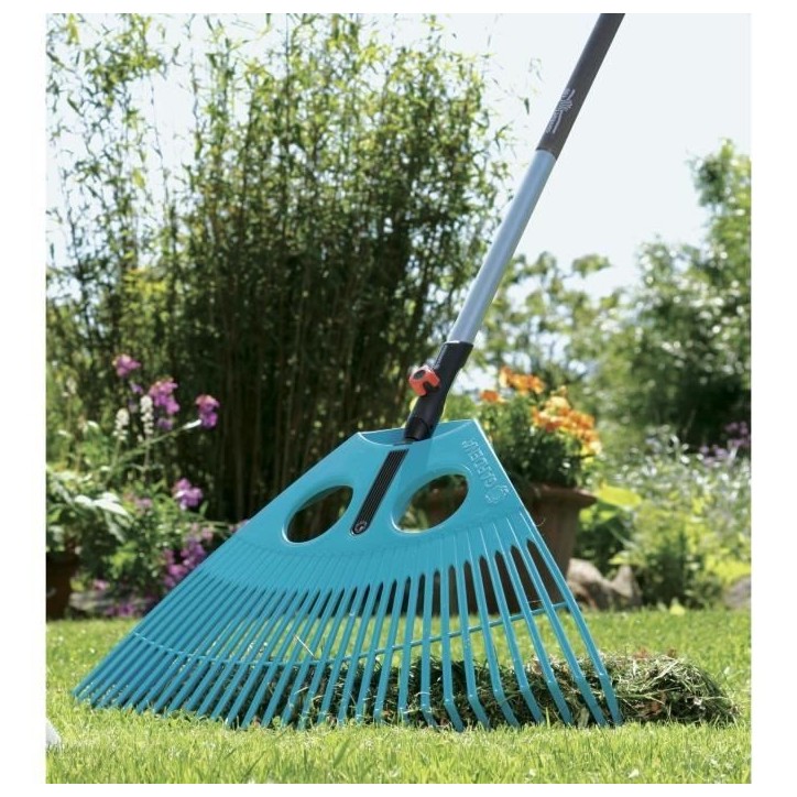 Manche bois FSC 100% 130cm Combisystem GARDENA - Support outils - Revetement anti-dérapant - Garanti 25 ans Manche bois FSC 100% 130cm Combisystem GARDENA - Support outils - Revetement anti-dérapant - Garanti 25 ans