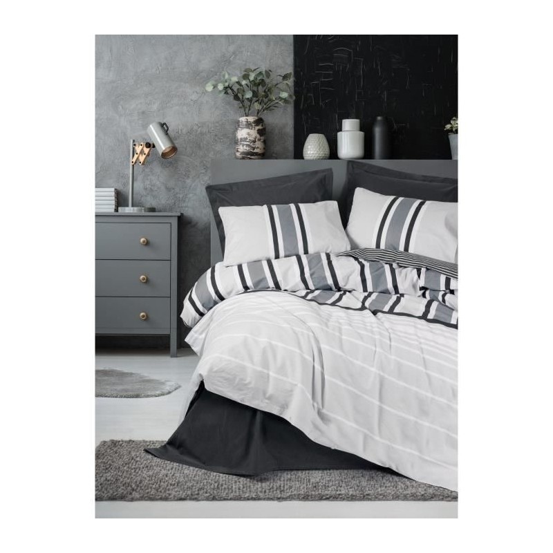 Parure de lit - 1 housse de couette 220 x 240 cm + 2 taies d'oreiller Parure de lit - 1 housse de couette 220 x 240 cm + 2 taies d'oreiller