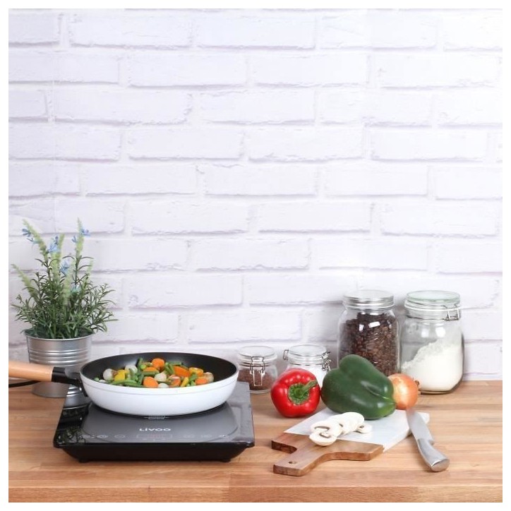 Plaque a induction Double LIVOO DOC236 - 22cm - de 60° a 240° - Noir Plaque a induction Double LIVOO DOC236 - 22cm - de 60° a 240° - Noir
