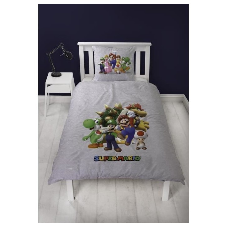 Parure de lit réversible - MARIO BROS - Super Mario - Microfibre - 1 housse de couette 140 x 200 cm + 1 taie 63 x 63 cm Parure de lit réversible - MARIO BROS - Super Mario - Microfibre - 1 housse de couette 140 x 200 cm + 1 taie 63 x 63 cm