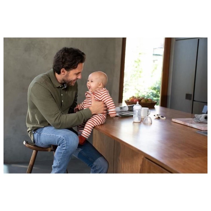 Lot de 2 biberons - PHILIPS AVENT- Natural 3.0 - Anti-colique - 260 ml - AirFree - Tétine imitant la forme du sein - Blanc Lot de 2 biberons - PHILIPS AVENT- Natural 3.0 - Anti-colique - 260 ml - AirFree - Tétine imitant la forme du sein - Blanc
