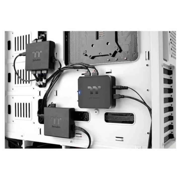 THERMALTAKE - H200 PLUS - Hub USB Interne THERMALTAKE - H200 PLUS - Hub USB Interne