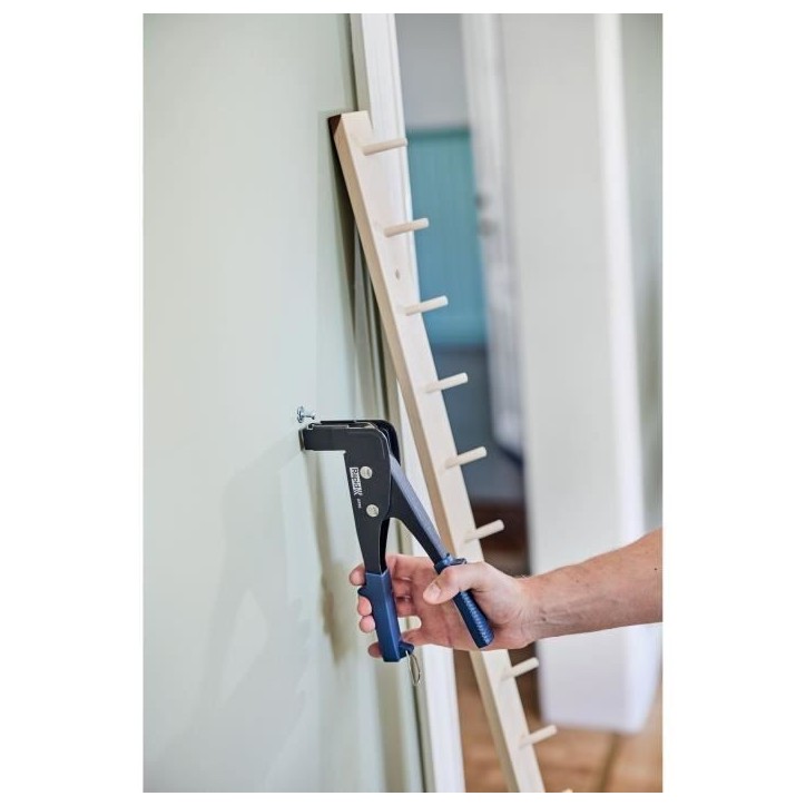 EN330 - Cloueur électrique pour clous n°8/15-30mm, pour bricolage et menuiserie sur bois - Boîte - (5001481) EN330 - Cloueur électrique pour clous n°8/15-30mm, pour bricolage et menuiserie sur bois - Boîte - (5001481)