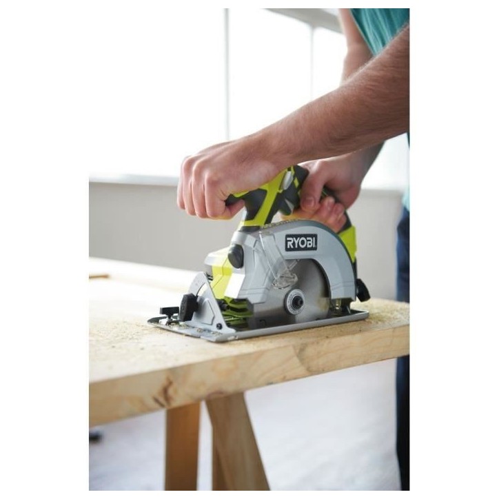 RYOBI - Scie circulaire 18V ONE+- diam. 150 mm x 10 mm - 4 700 tr/min - Livrée avec 1 lame 18 dents - RWSL1801M RYOBI - Scie circulaire 18V ONE+- diam. 150 mm x 10 mm - 4 700 tr/min - Livrée avec 1 lame 18 dents - RWSL1801M