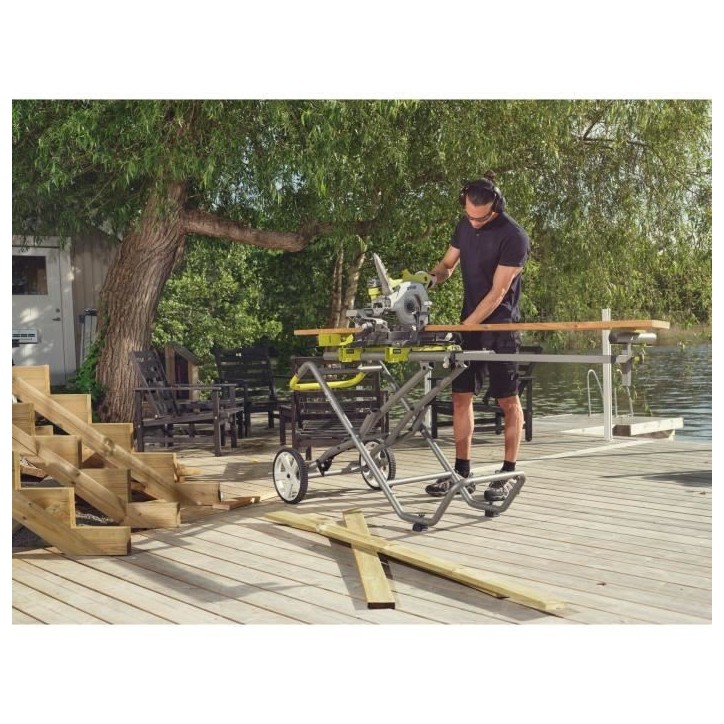 RYOBI - Scie a coupe d'onglets radiale 1 500 W - lame 216 mm 48 dents - capacité 70 x 270 mm a 90°- laser et LED - 15 kg - EMS RYOBI - Scie a coupe d'onglets radiale 1 500 W - lame 216 mm 48 dents - capacité 70 x 270 mm a 90°- laser et LED - 15 kg - EMS