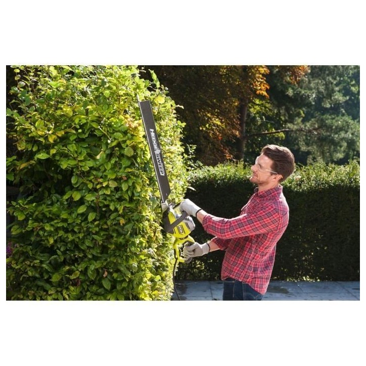 Taille-haies électrique filaire 800 W RYOBI RHT8165RL - lames 65 cm - écartement 34 mm - poignée arriere rotative - HedgeSwee Taille-haies électrique filaire 800 W RYOBI RHT8165RL - lames 65 cm - écartement 34 mm - poignée arriere rotative - HedgeSwee