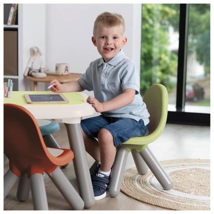Smoby Life - Chaise enfant vert pomme - Pieds soufflés - Intérieur et Extérieur - Anti-UV Smoby Life - Chaise enfant vert pomme - Pieds soufflés - Intérieur et Extérieur - Anti-UV