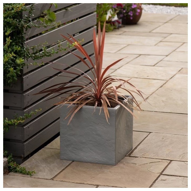 Pot de fleur - STRATA - L - Carré - Riven - Ø 38.5cm x 46.5cm H - Couleur cendres Pot de fleur - STRATA - L - Carré - Riven - Ø 38.5cm x 46.5cm H - Couleur cendres