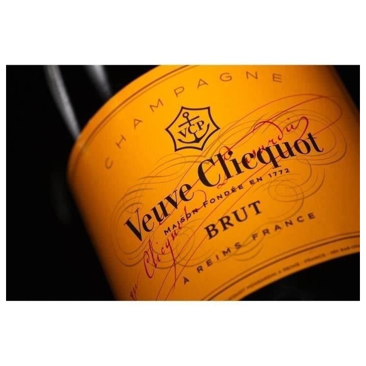 Veuve Clicquot Etui 150 cl Veuve Clicquot Etui 150 cl