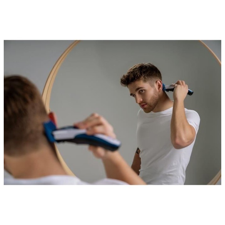 Tondeuse a cheveux - WAHL - COLOR PRO CORDLESS - 3,5 W - 8 sabots - Autonomie : 60 min - Bleu / Gris Tondeuse a cheveux - WAHL - COLOR PRO CORDLESS - 3,5 W - 8 sabots - Autonomie : 60 min - Bleu / Gris